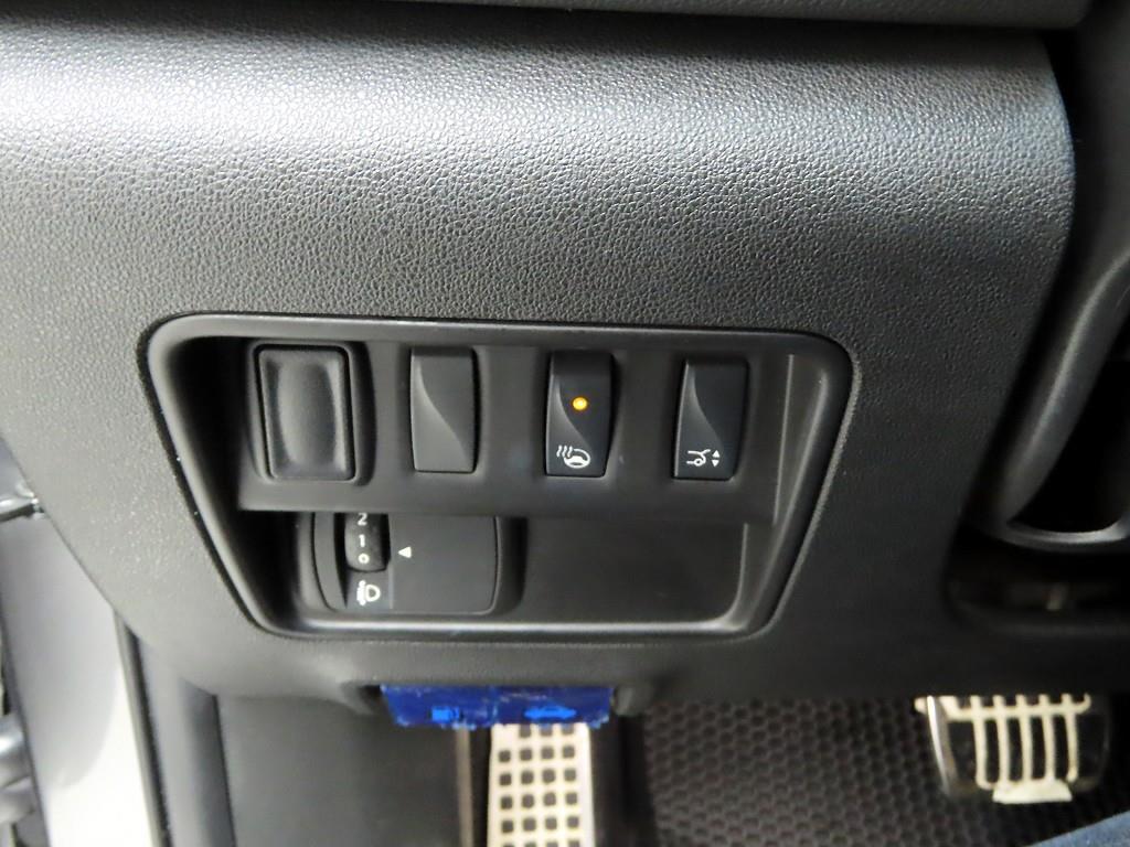 SAMSUNG QM6 - Vista 12