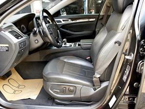 Genesis G80 - Vista 10