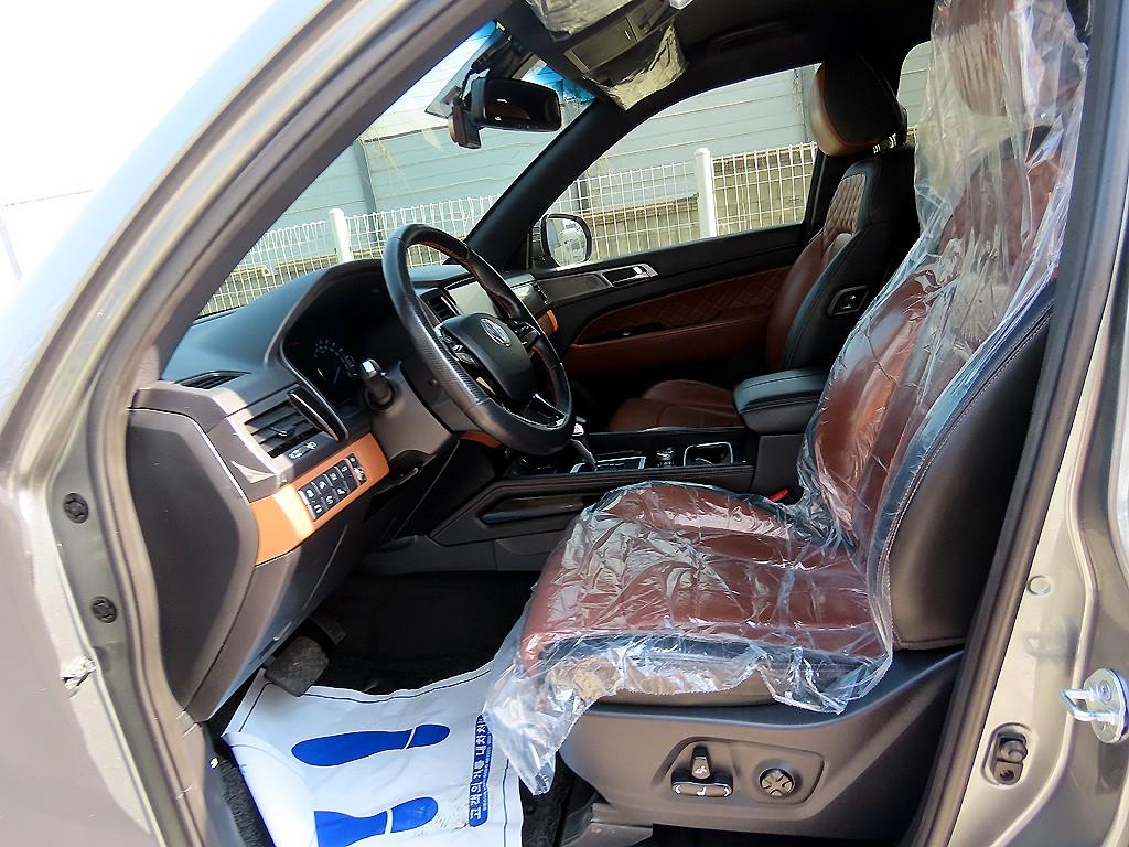 Ssangyong Rexton - Vista 5