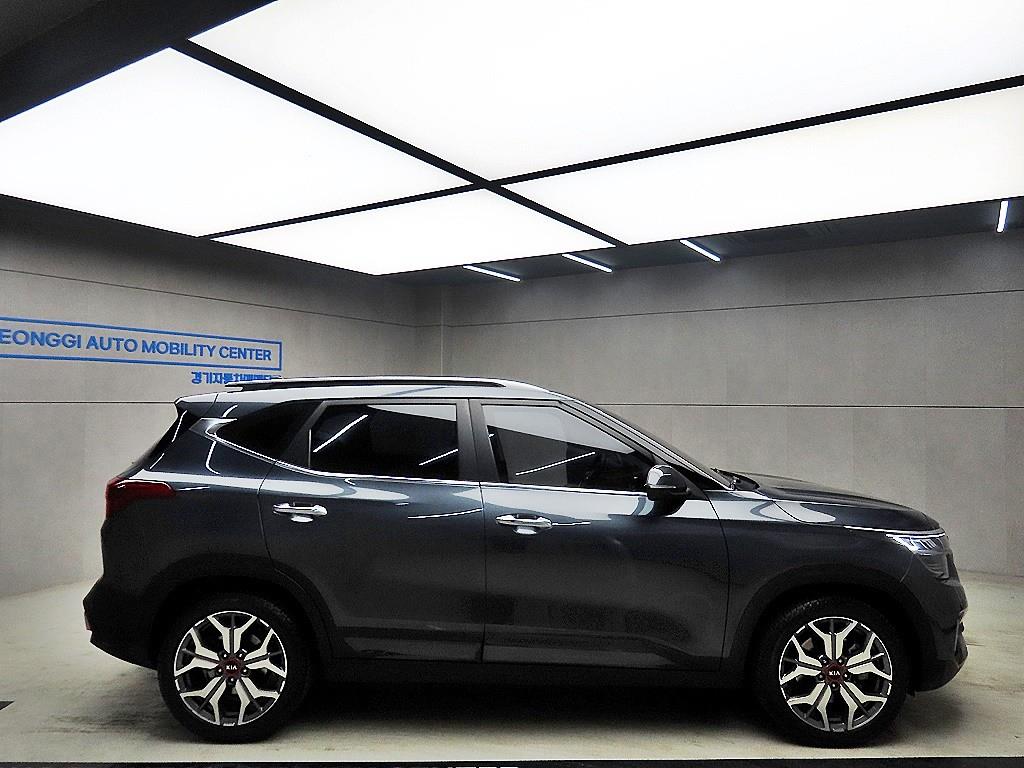 KIA Seltos - Vista 2