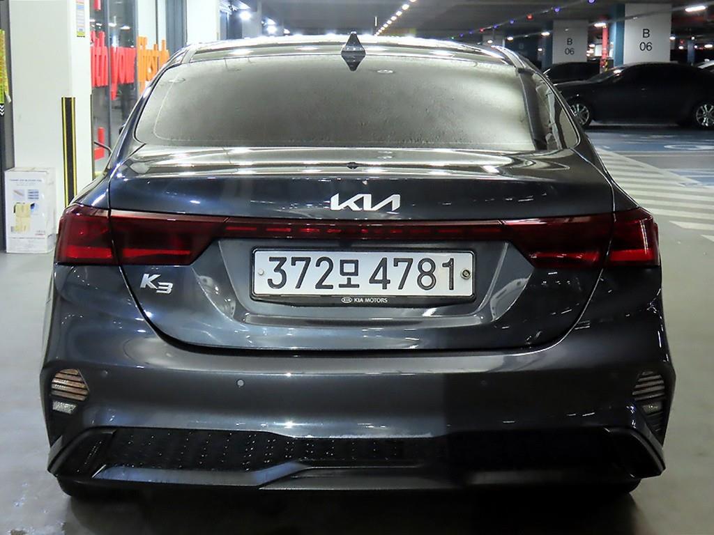 KIA K3 - Vista 5