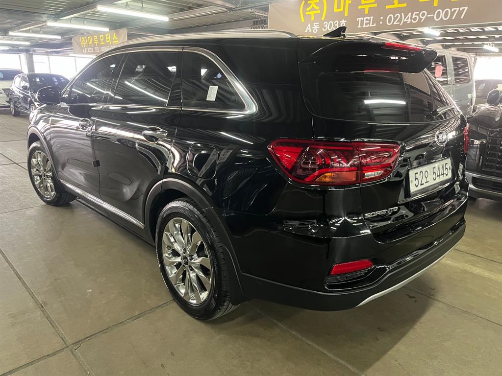 KIA Sorento - Vista 4
