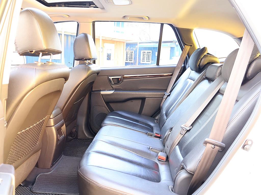 HYUNDAI Santa Fe 2011 Blanco - Importación desde Corea - HF Imports Iquique - Foto 13