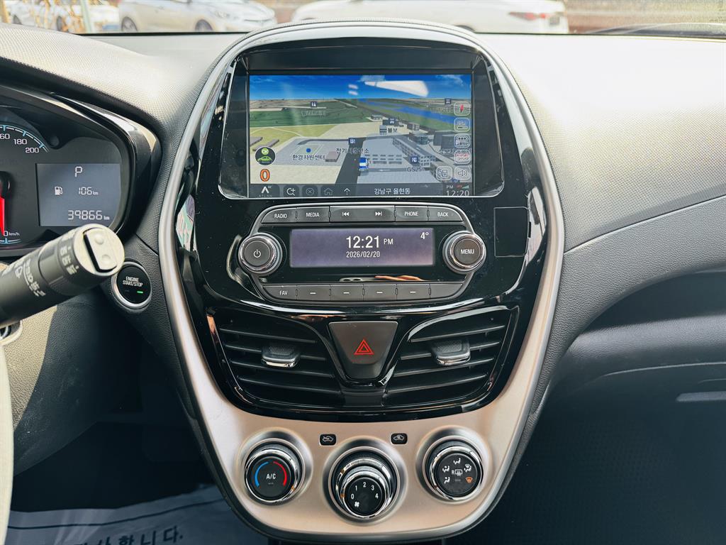 Chevrolet Spark - Vista 11