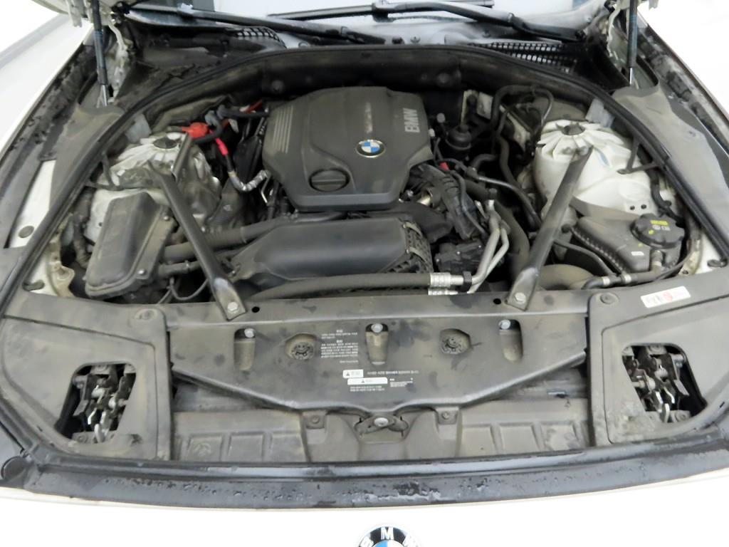 BMW 5 Series 2016 Blanco - Importación desde Corea - HF Imports Iquique - Foto 20