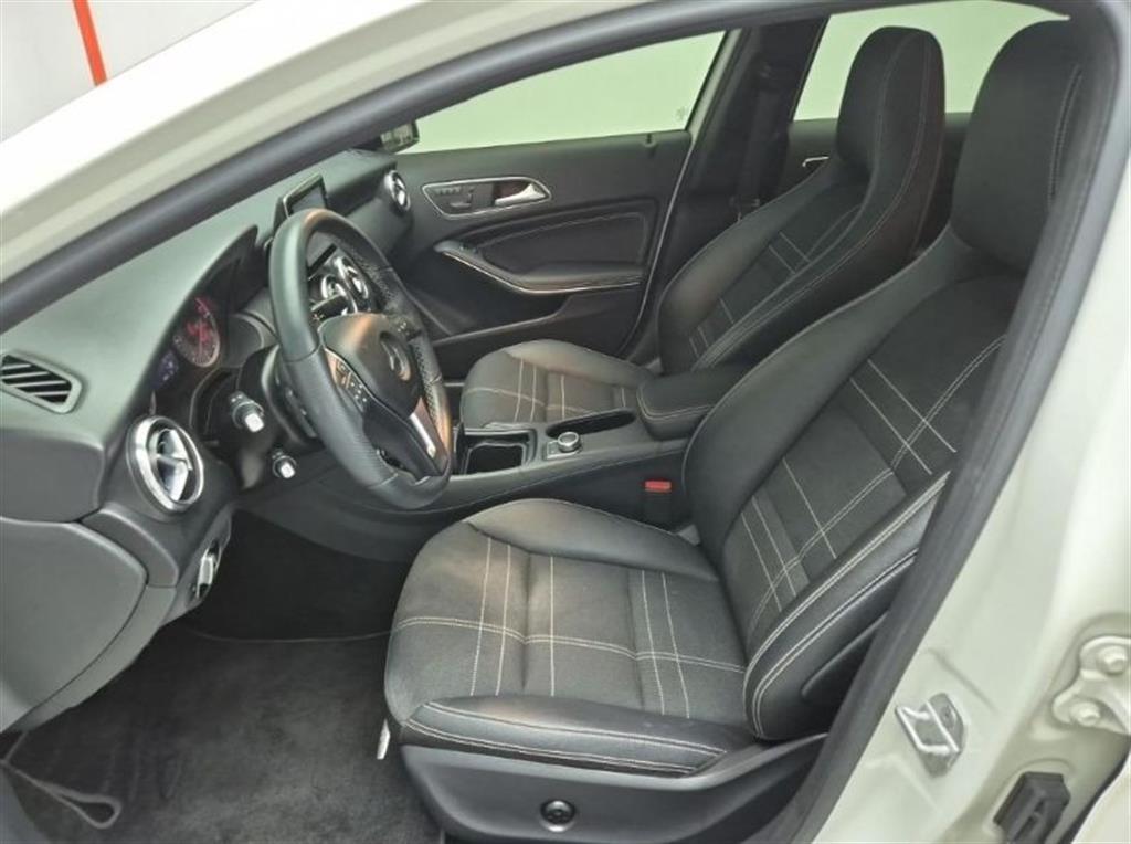 Mercedes Benz A Class - Vista 11