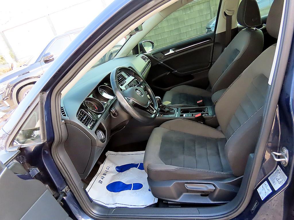 Volkswagen Golf - Vista 5