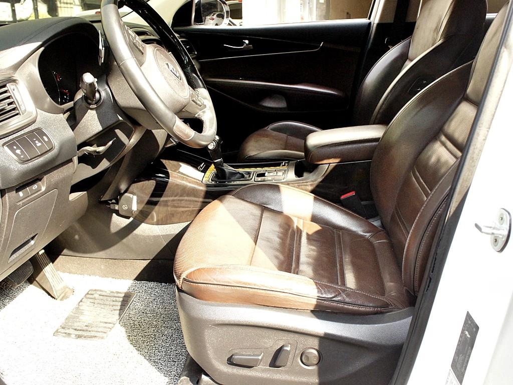 KIA Sorento - Vista 5