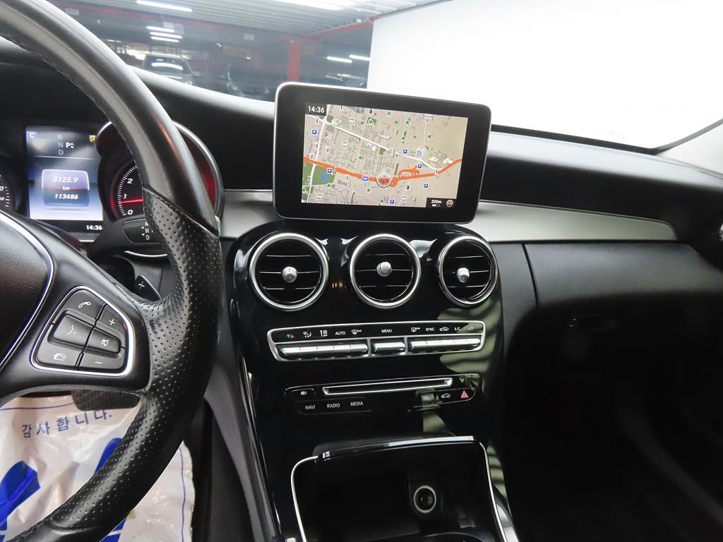 Mercedes Benz C Class - Vista 10