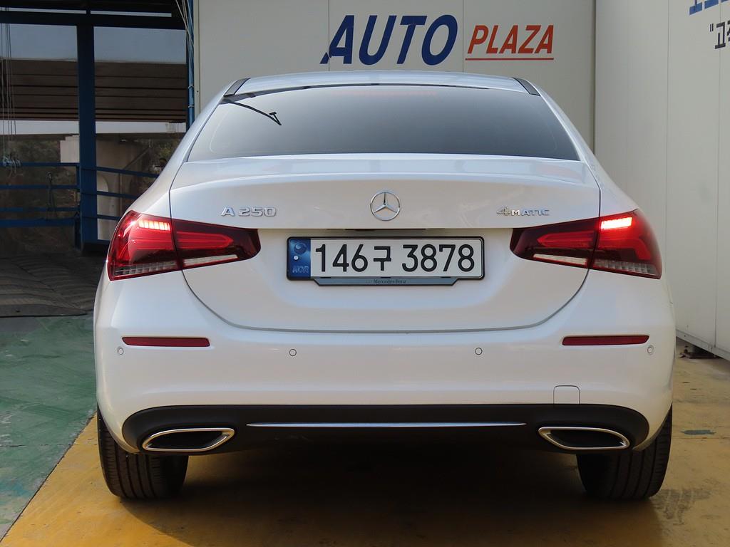 Mercedes Benz A Class - Vista 4