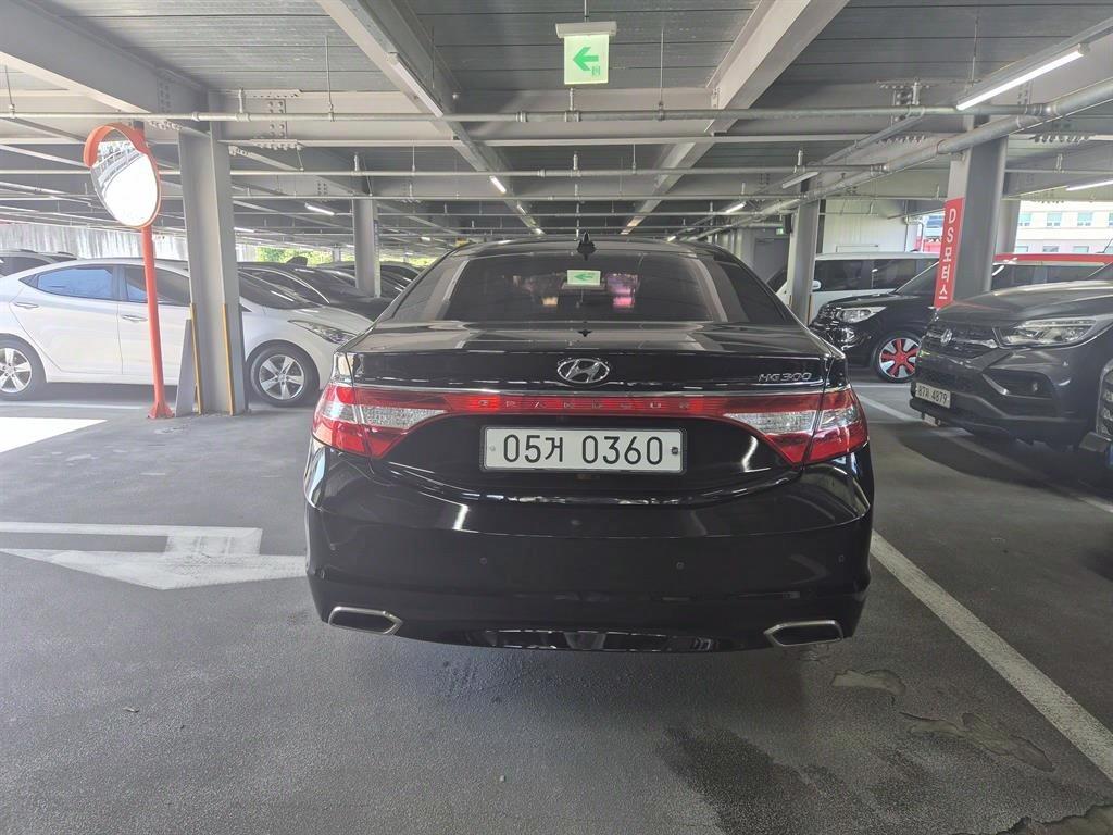 HYUNDAI Grandeur - Vista 5