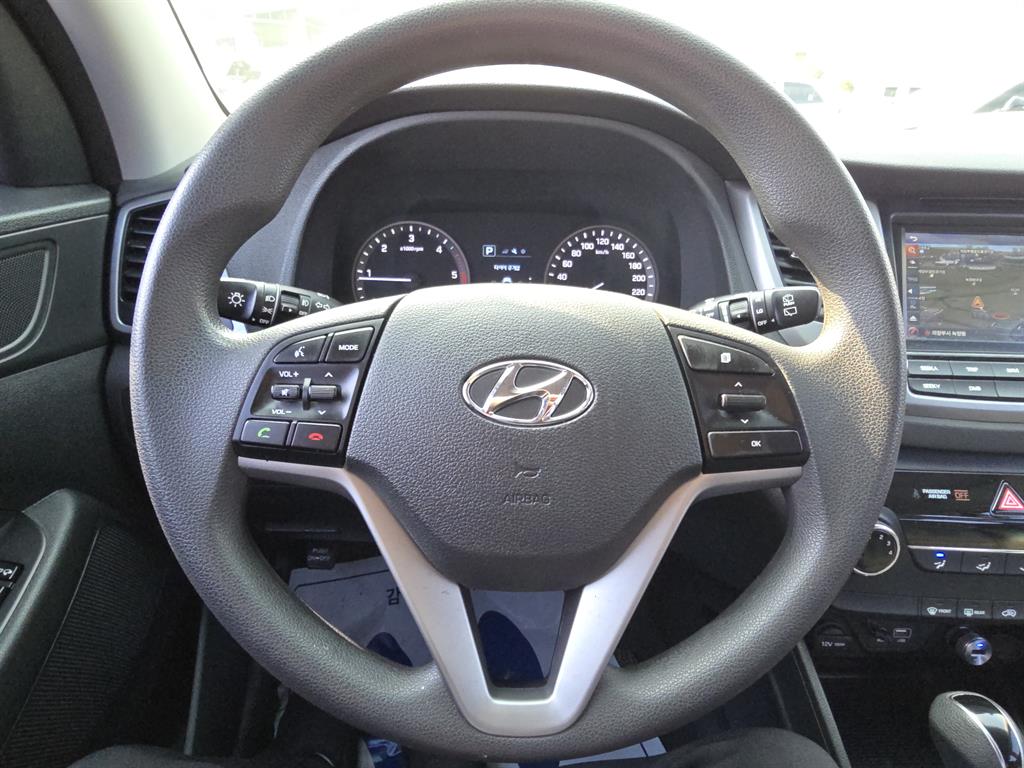 HYUNDAI Tucson - Vista 11