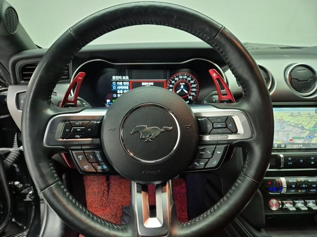 Ford Mustang - Vista 9