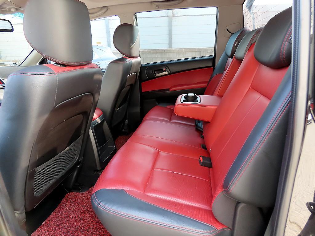 Ssangyong Korando - Vista 6