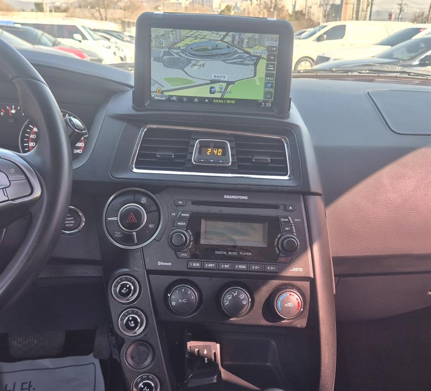 Ssangyong Korando - Vista 11