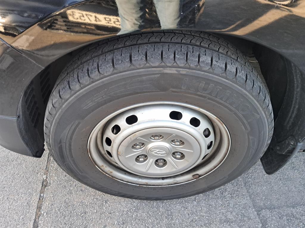 HYUNDAI Starex 2019 Negro - Importación desde Corea - HF Imports Iquique - Foto 18