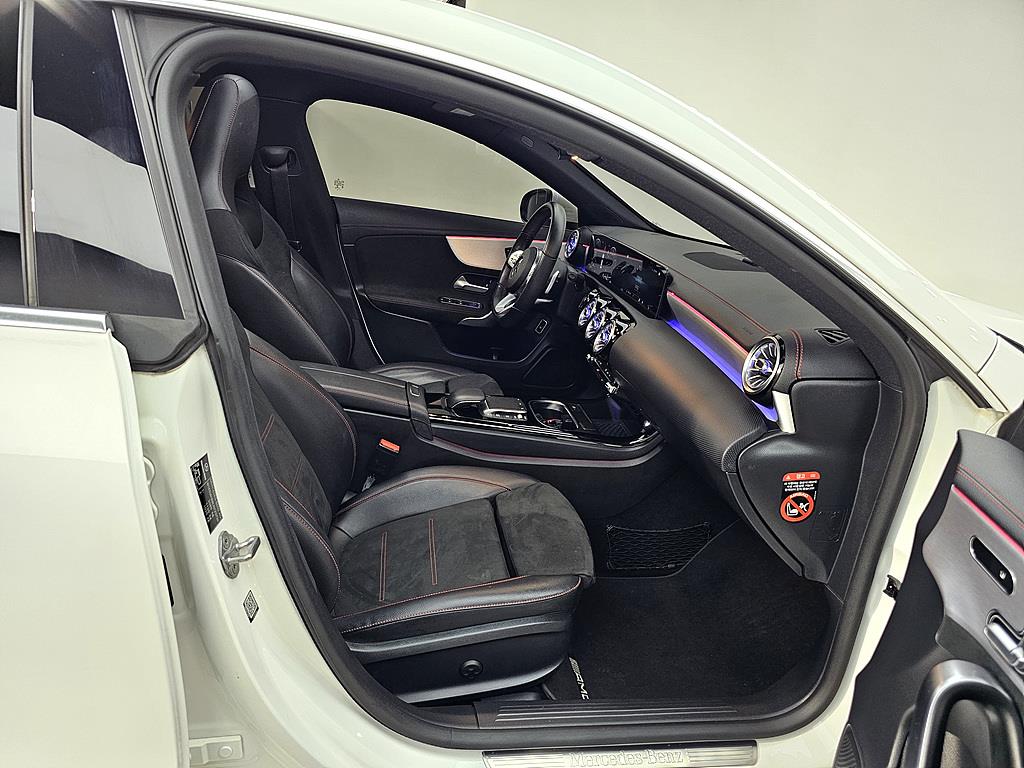 Mercedes Benz CLA Class - Vista 11