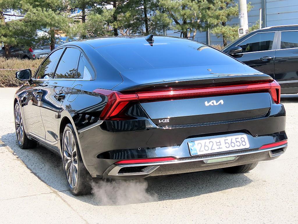 KIA K8 - Vista 3