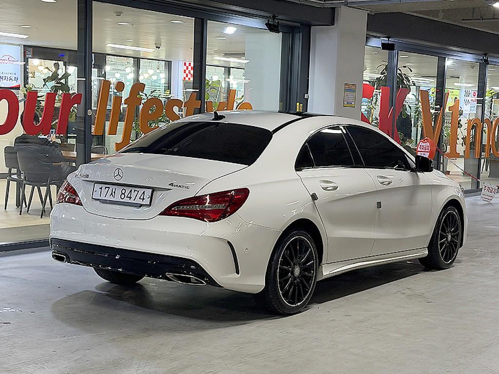 Mercedes Benz CLA Class - Vista 4