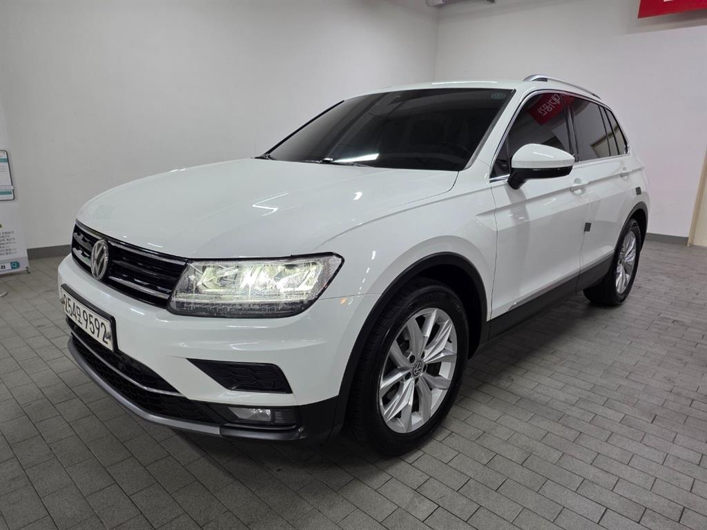 Volkswagen Tiguan - Vista 2