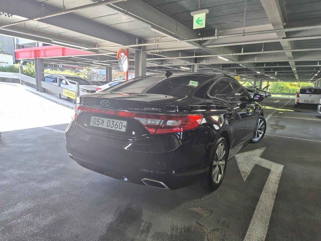 HYUNDAI Grandeur - Vista 6