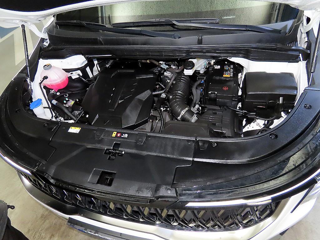 KIA Carnival 2025 Blanco - Importación desde Corea - HF Imports Iquique - Foto 19