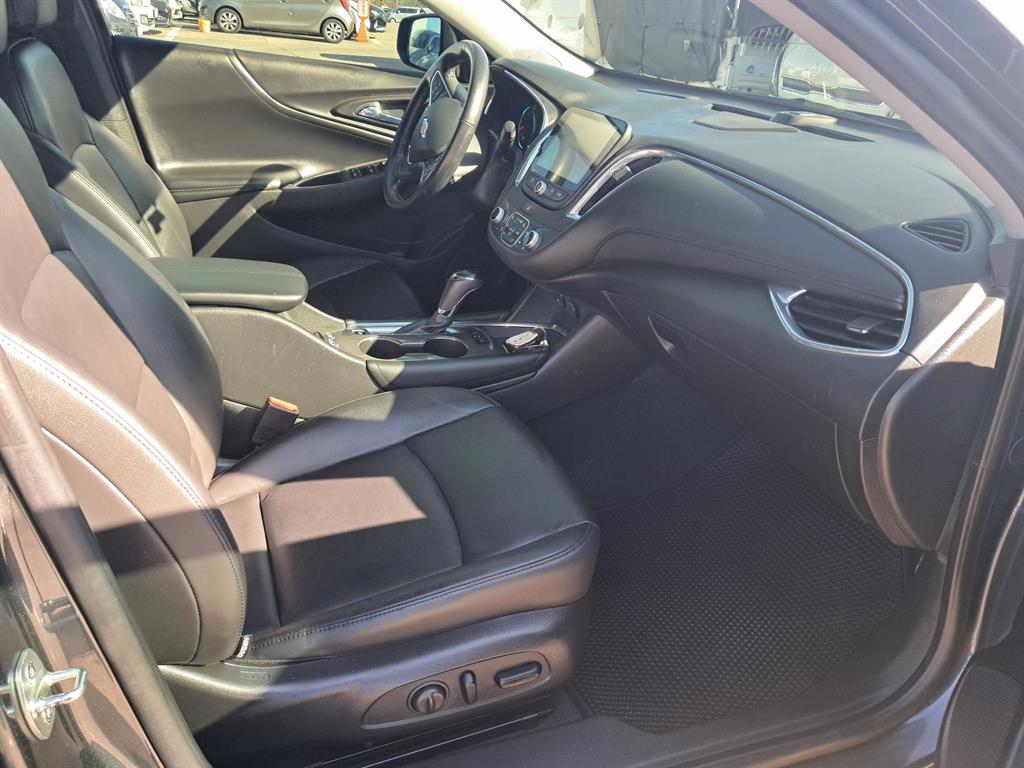 Chevrolet Malibu 2017 Gris - Importación desde Corea - HF Imports Iquique - Foto 16