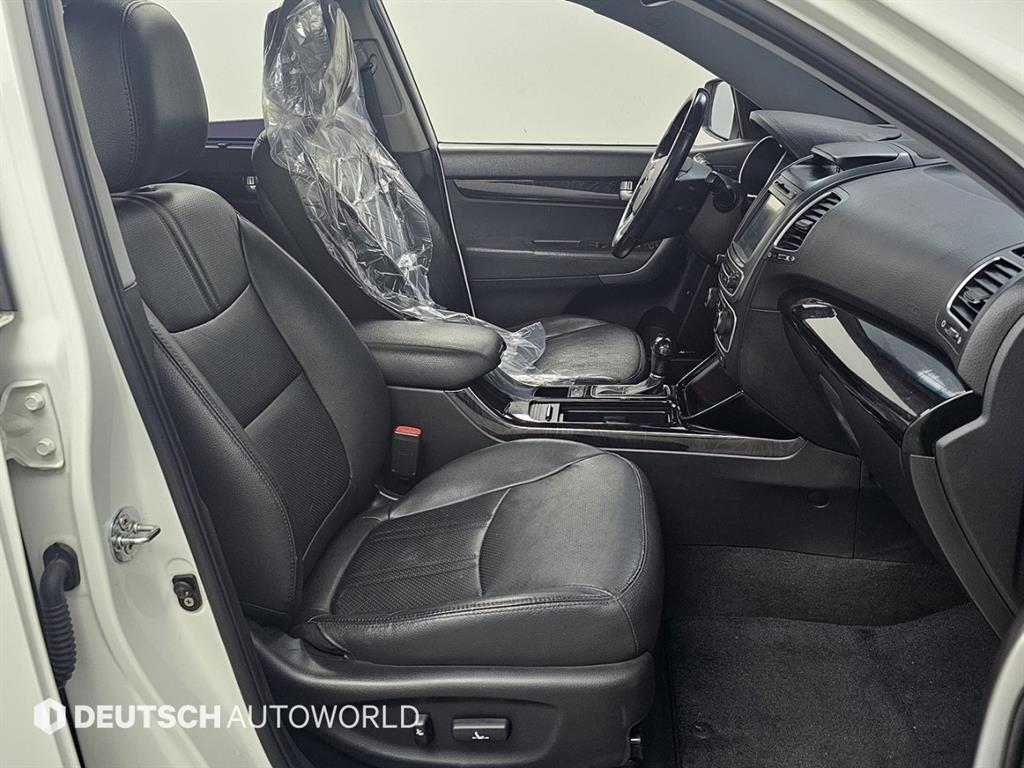 KIA Sorento - Vista 10