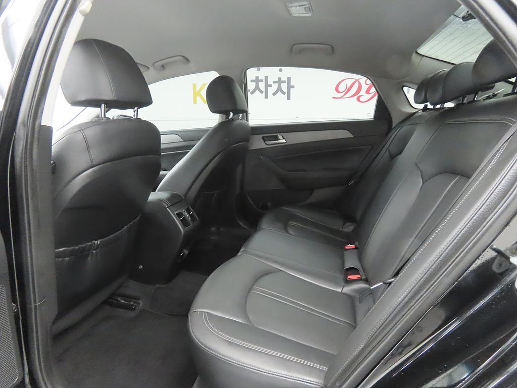 HYUNDAI Sonata - Vista 6