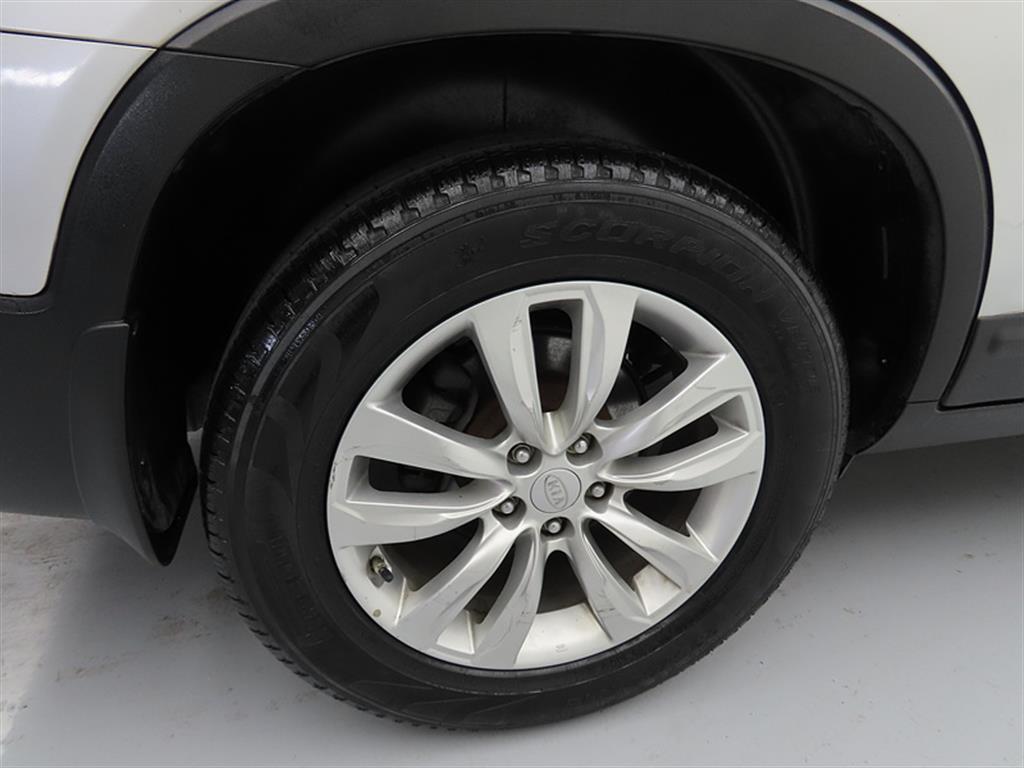 KIA Sorento 2010 Plateado - Importación desde Corea - HF Imports Iquique - Foto 20