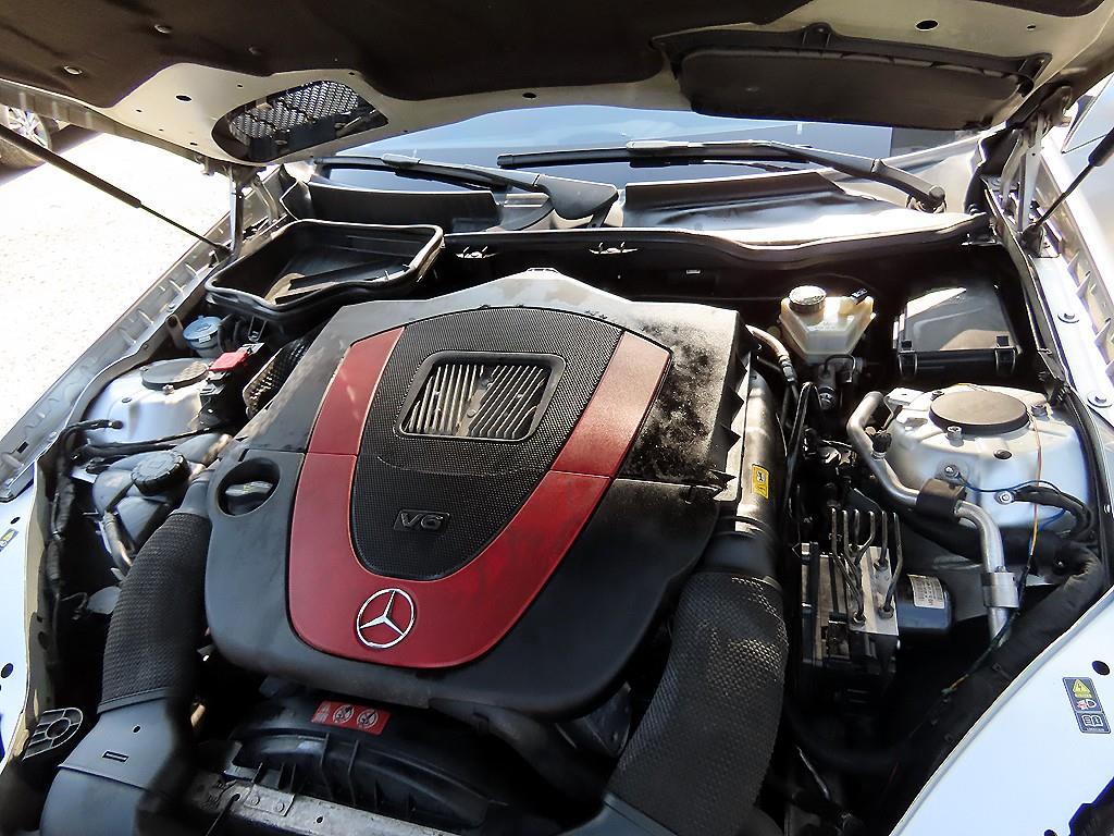 Mercedes Benz SLK Class 2009 Plateado - Importación desde Corea - HF Imports Iquique - Foto 19