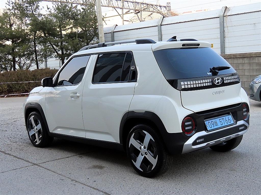 HYUNDAI Casper - Vista 3