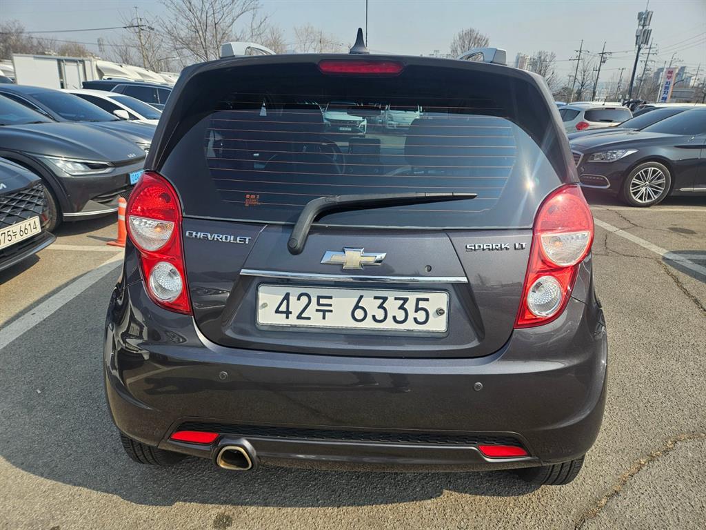 Chevrolet Spark - Vista 4