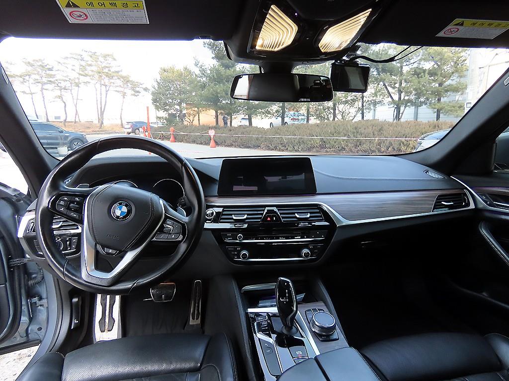 BMW 5 Series - Vista 7