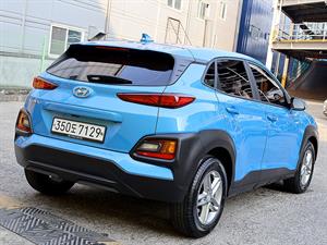 HYUNDAI Kona - Vista 8