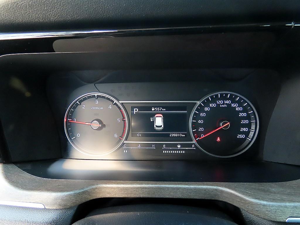 KIA Sorento - Vista 9