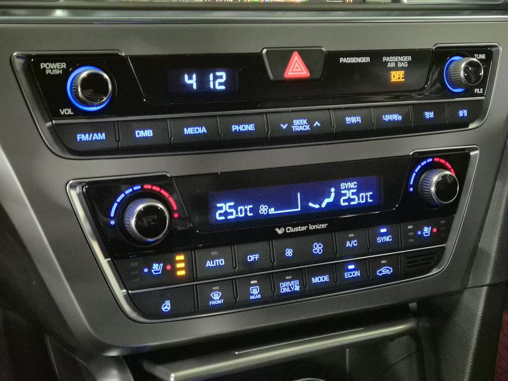 HYUNDAI Sonata - Vista 9