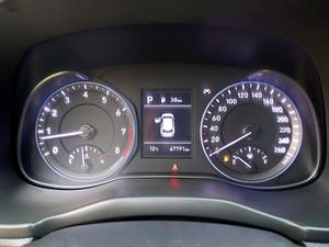 HYUNDAI Kona - Vista 12