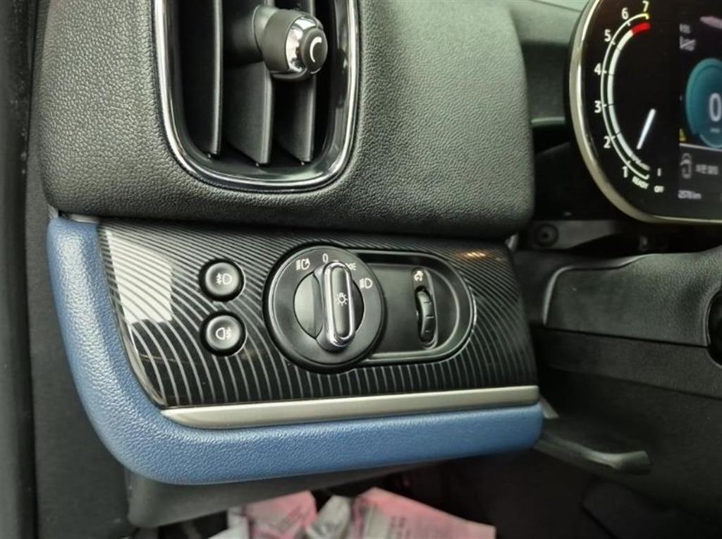 Mini Countryman 2023 Negro - Importación desde Corea - HF Imports Iquique - Foto 18