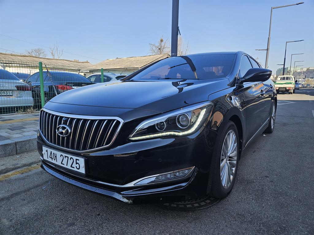 HYUNDAI Aslan - Vista 2