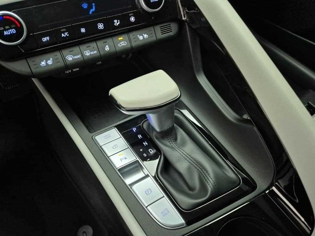 HYUNDAI Avante - Vista 8