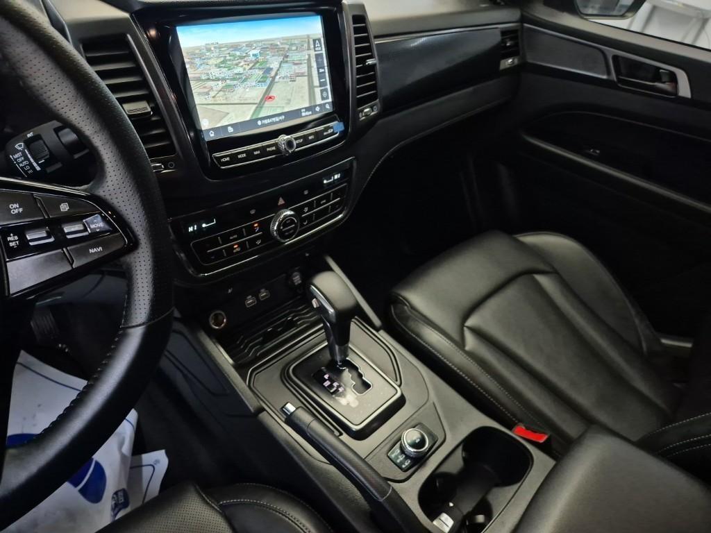 Ssangyong Rexton - Vista 10