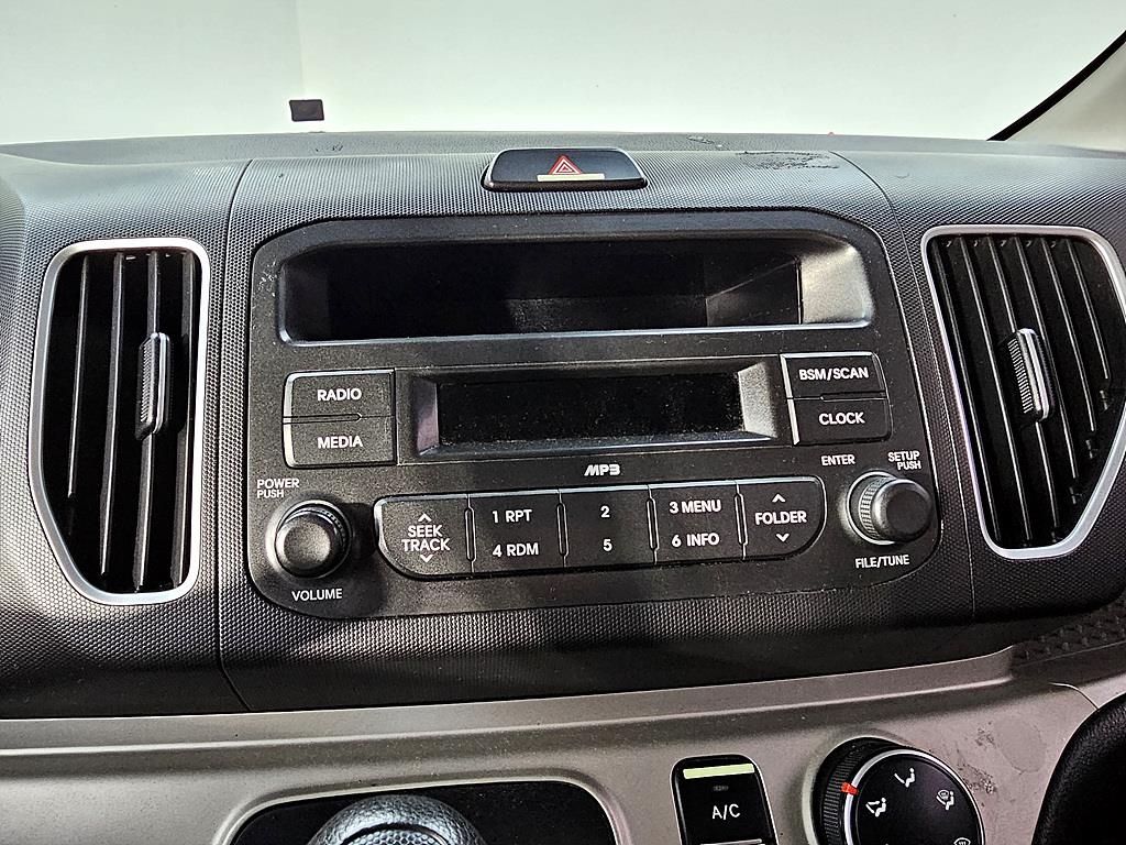 KIA Ray 2017 Blanco - Importación desde Corea - HF Imports Iquique - Foto 15