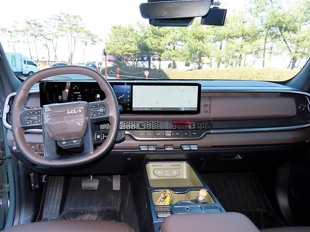 KIA Tasman - Vista 7