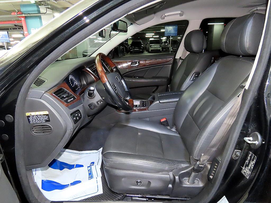 HYUNDAI Equus - Vista 6