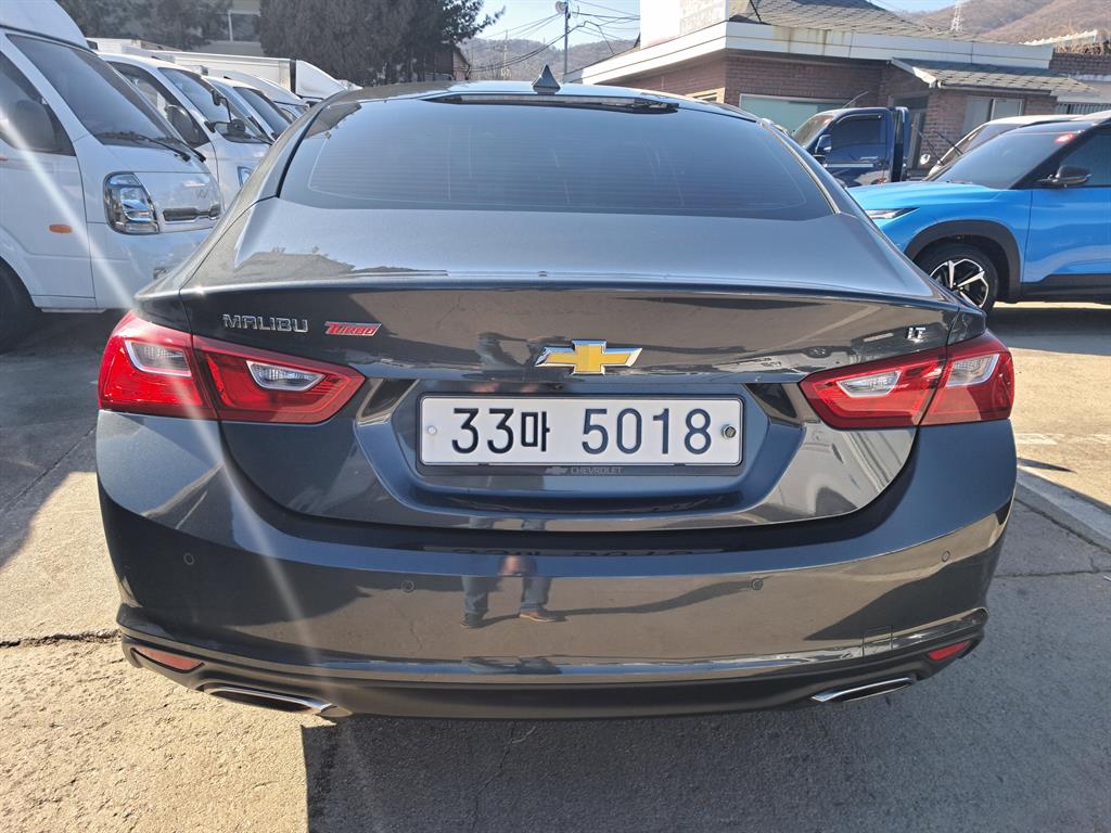 Chevrolet Malibu - Vista 4