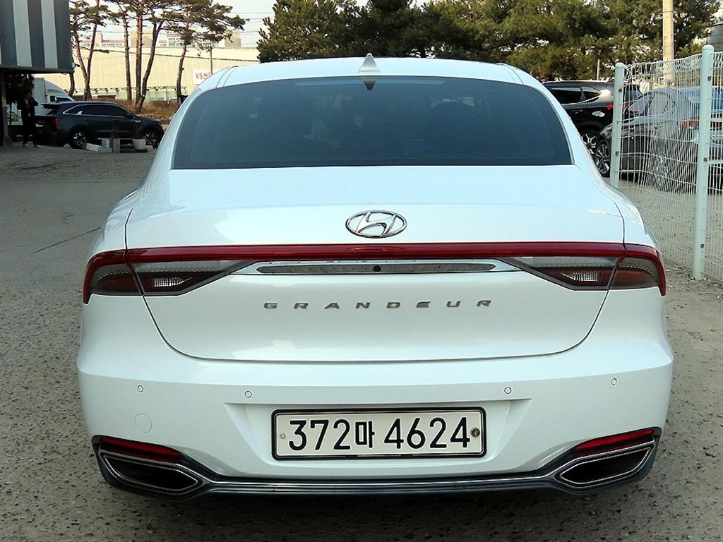 HYUNDAI Grandeur - Vista 4