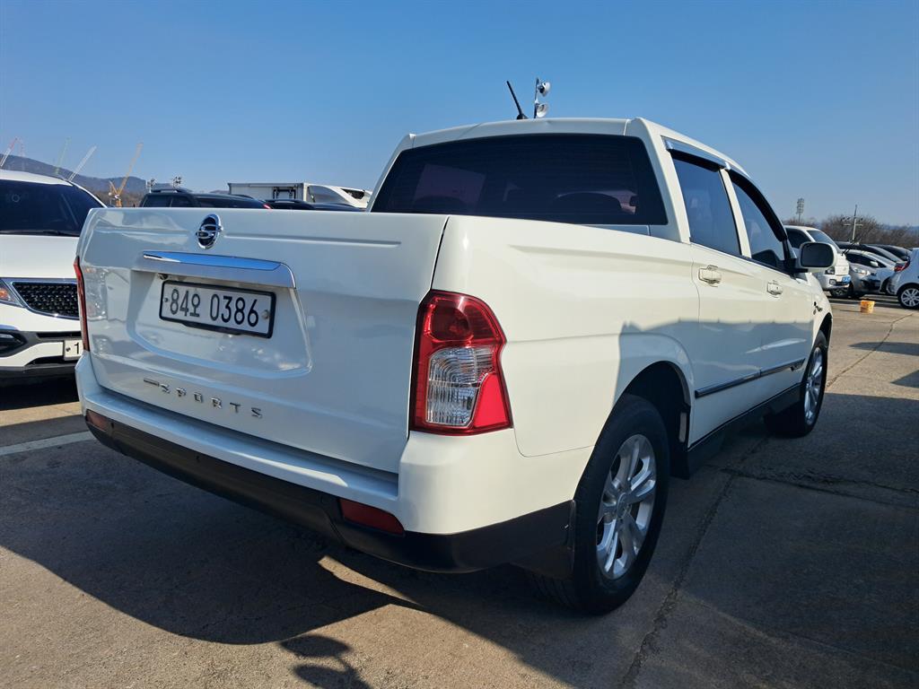 Ssangyong Korando - Vista 3