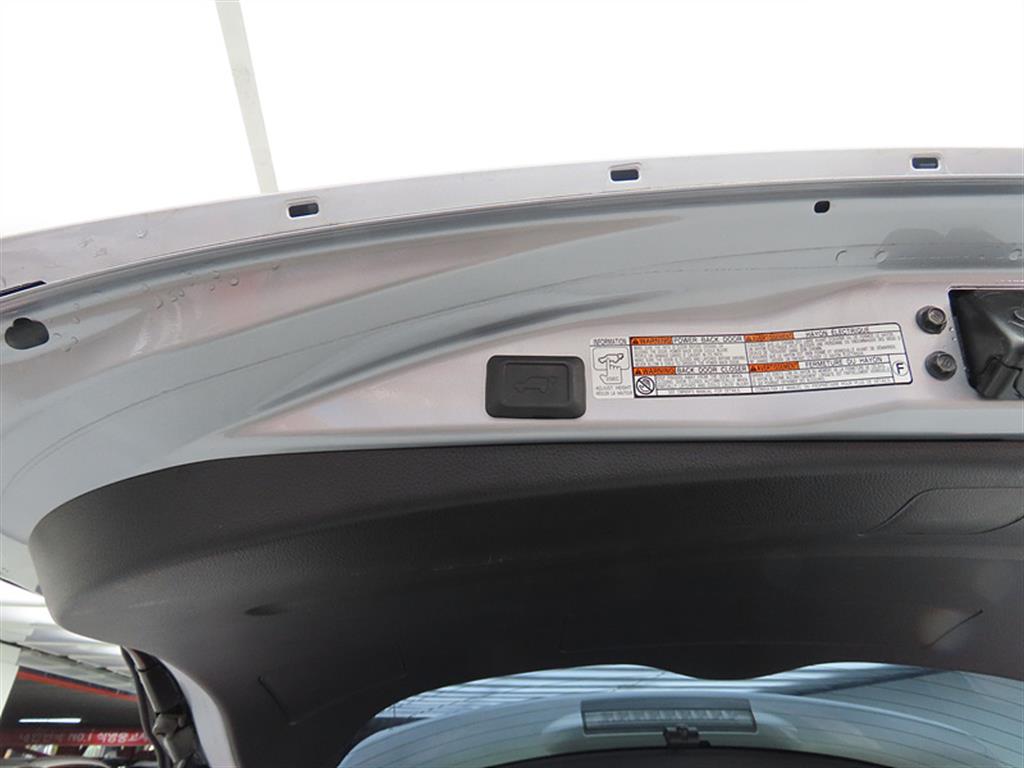 Toyota RAV4 2017 Plateado - Importación desde Corea - HF Imports Iquique - Foto 17