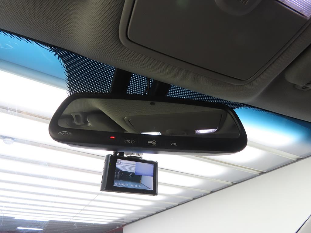 HYUNDAI i30 - Vista 12